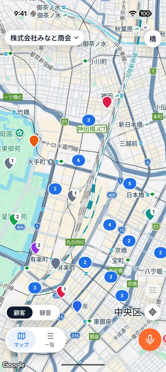 PalmsGo アプリの地図画面。訪問先の顧客がピンとして地図上に表示されている。